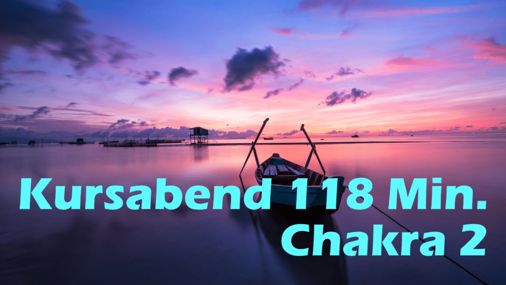Boot auf See bei Sonnenaufgang